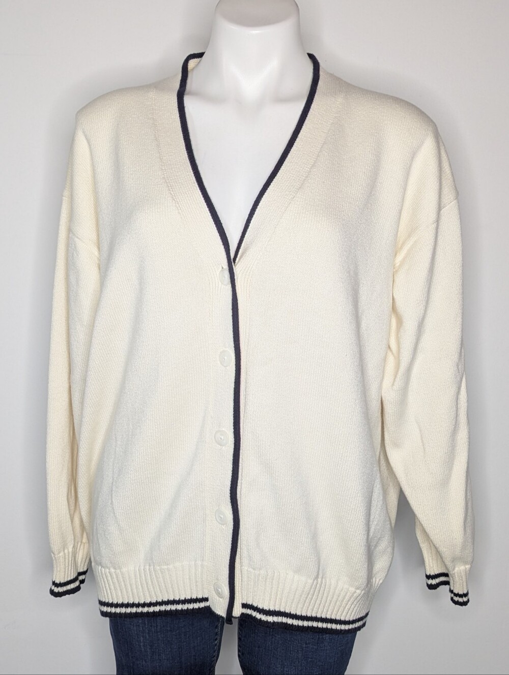 Aritzia Sunday Best White Black Long Sleeve V Neck Button Up Cardigan Sweater L